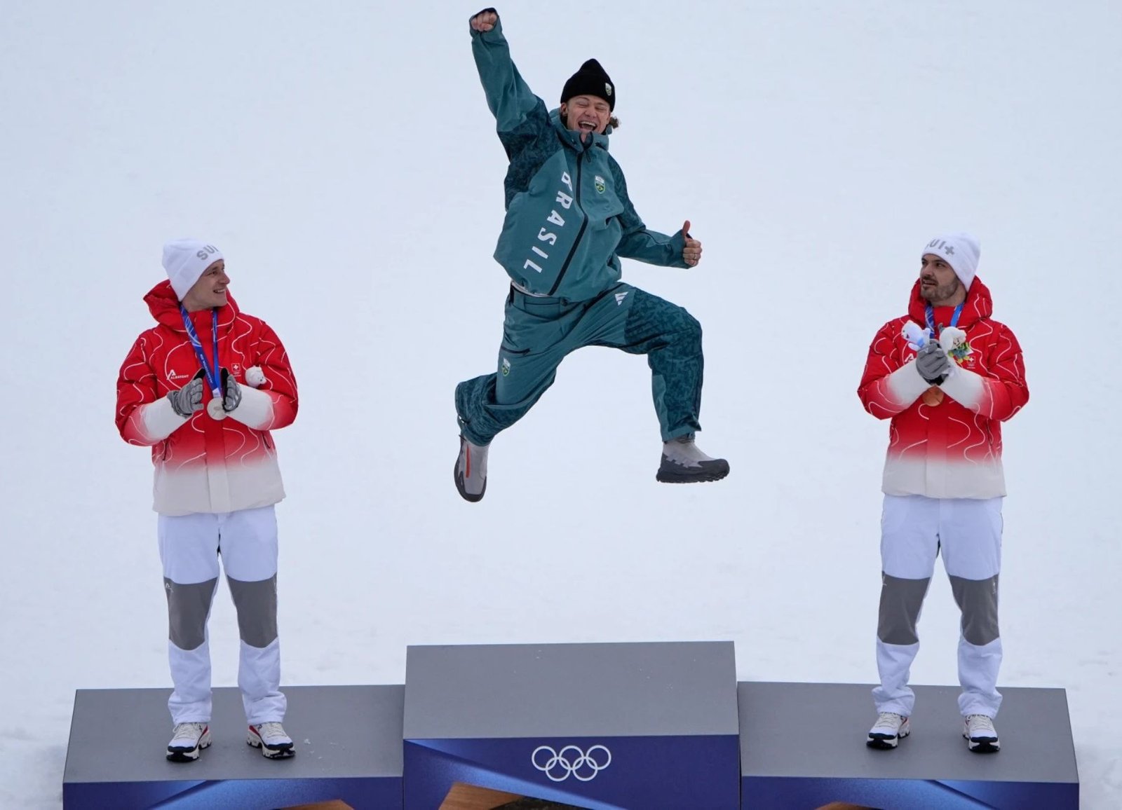 Brazil's Lucas Pinheiro Braathen celebrates after winning the gold medal in the giant slalom at the Olympic Winter Games Milano Cortina 2026.