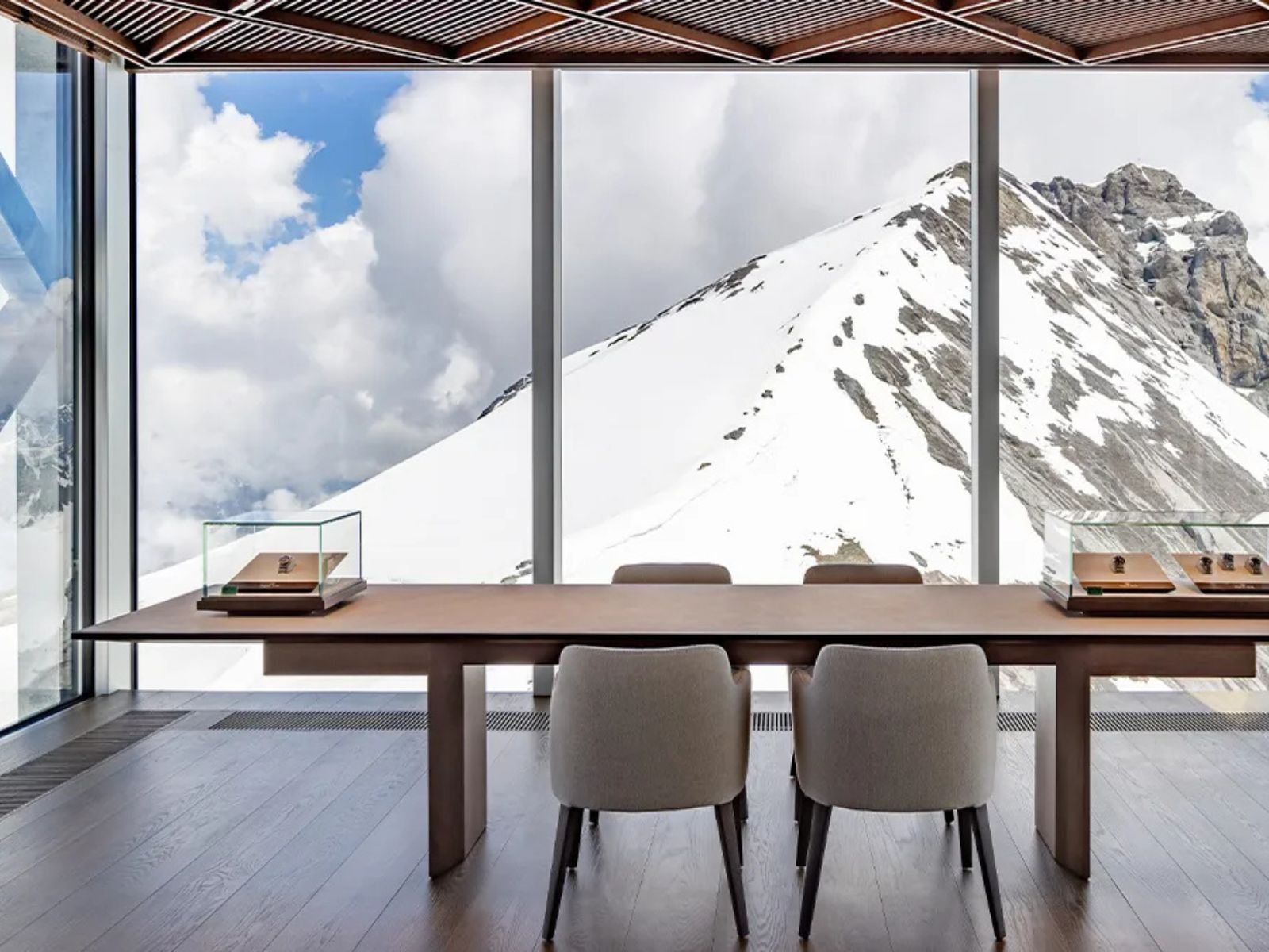 World’s Highest Rolex Boutique 
