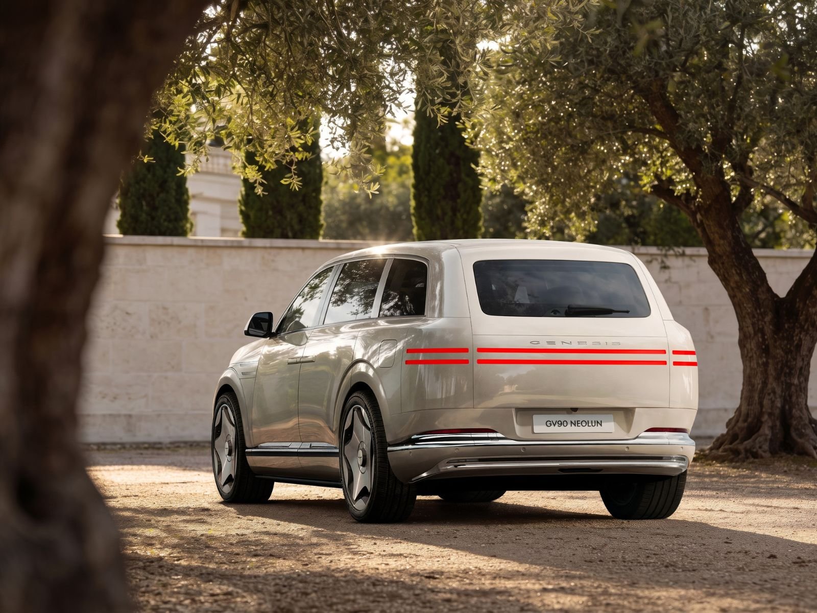 Genesis GV90