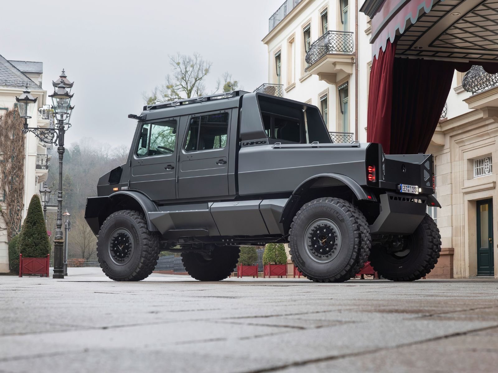 Mercedes-Benz Special Trucks Unimog